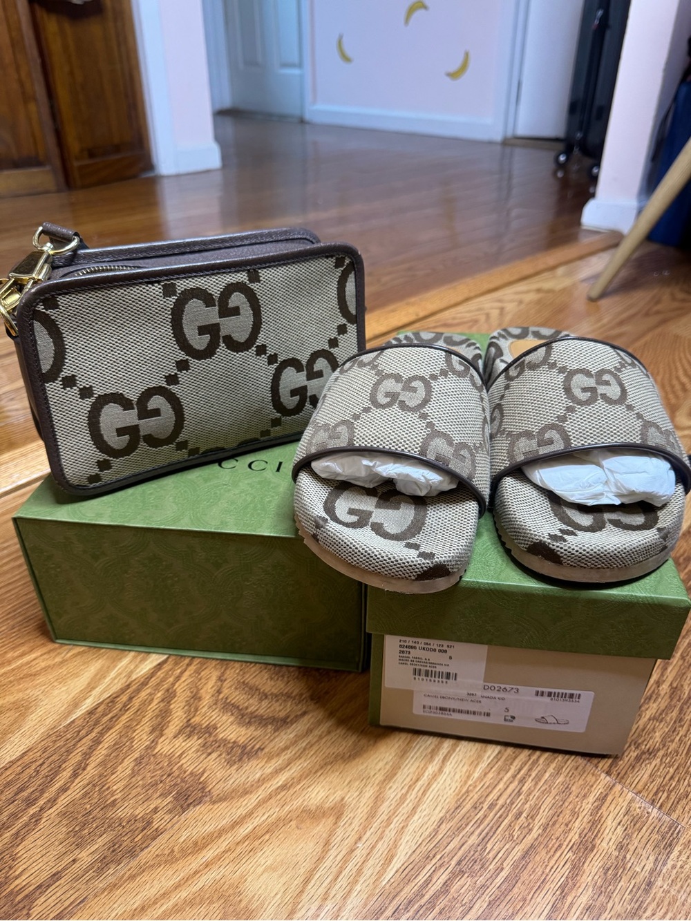 Gucci Beige GG Canvas Slides with Matching Canvas Card Holder
